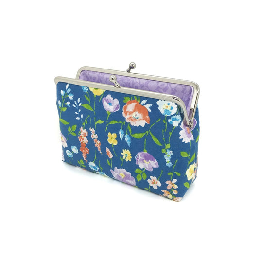 Clipbörse kleine Schminktasche blau mit Blumen