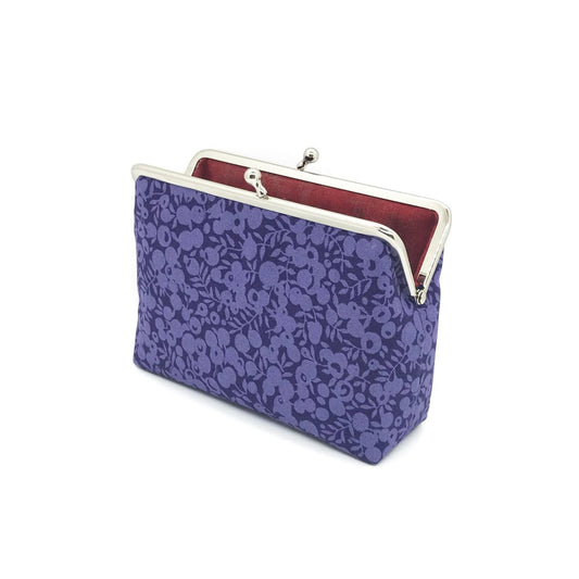 schlichte Clipbörse Kosmetiktasche lila