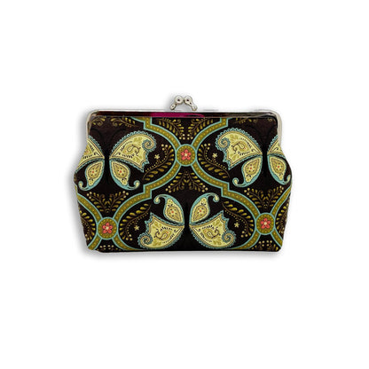 dunkelbraune Clipbörse mit Schmetterlingen
