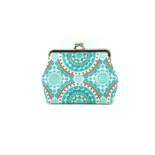 Clipbörse mit blauen Ornamenten