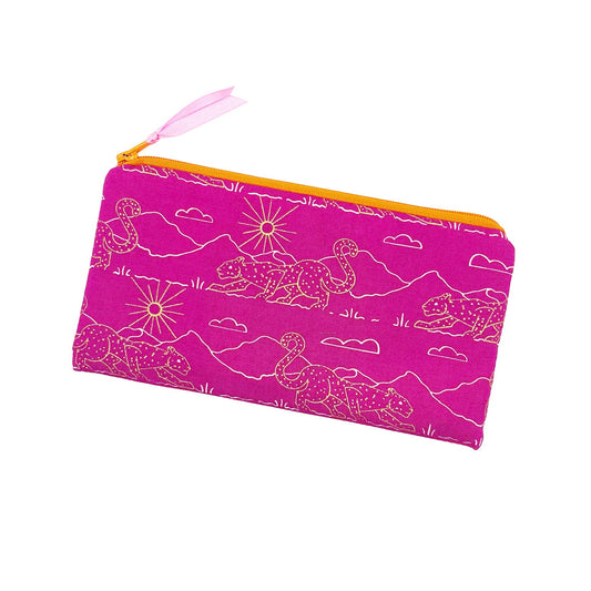 magentafarbene Stiftetasche mit Gepard