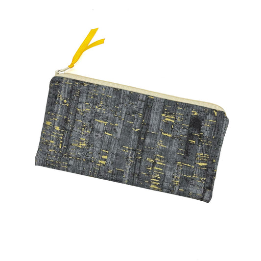 graue Stiftetasche mit Korkoptik und Golddruck